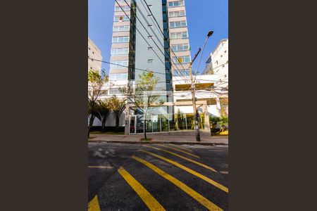 Apartamento à venda com 111m², 3 quartos e 3 vagas Apartamento à venda com 111m², 3 quartos e 3 vagasFachada