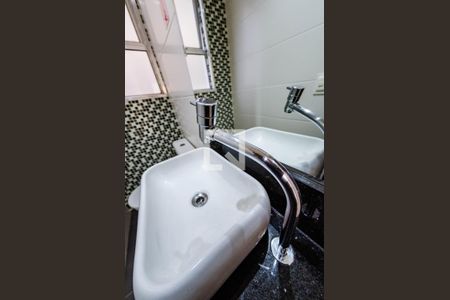 Apartamento à venda com 111m², 3 quartos e 3 vagas Apartamento à venda com 111m², 3 quartos e 3 vagasPia