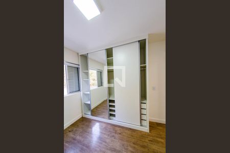 Apartamento à venda com 111m², 3 quartos e 3 vagas Apartamento à venda com 111m², 3 quartos e 3 vagasQuarto 2