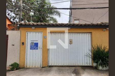 Casa para alugar com 107m², 2 quartos e 1 vaga Casa para alugar com 107m², 2 quartos e 1 vagaFachada