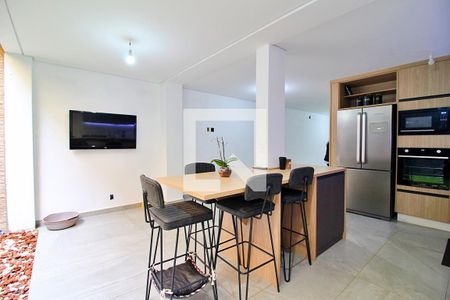 Casa à venda com 164m², 2 quartos e 2 vagasCozinha