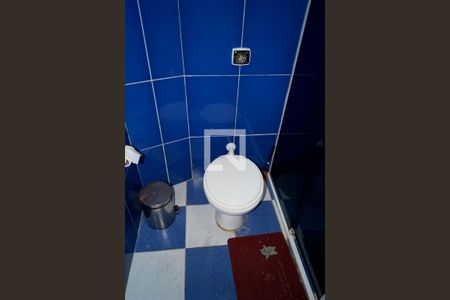 Apartamento à venda com 100m², 2 quartos e sem vaga Apartamento à venda com 100m², 2 quartos e sem vagaBanheiro