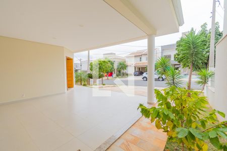 Garagem de casa de condomínio para alugar com 4 quartos, 318m² em Swiss Park, Campinas