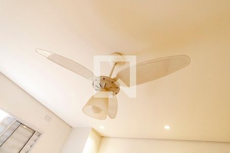 Casa à venda com 159m², 3 quartos e 2 vagasQuarto 02 Suíte - Ventilador