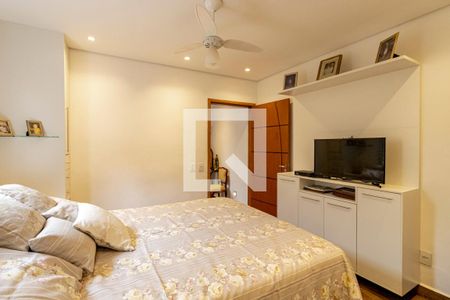 Casa à venda com 159m², 3 quartos e 2 vagasQuarto 02 Suíte