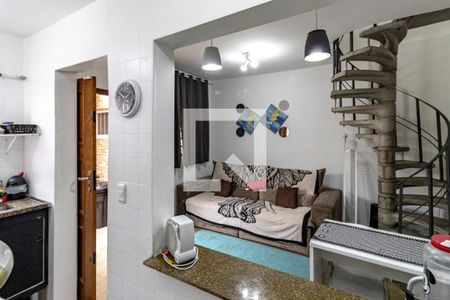 Casa à venda com 159m², 3 quartos e 2 vagasEdícula - Cozinha