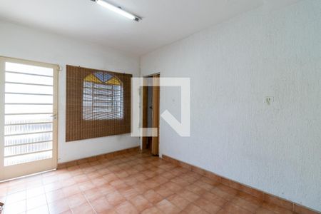 Casa à venda com 700m², 3 quartos e 6 vagasHall do Salão de Festas