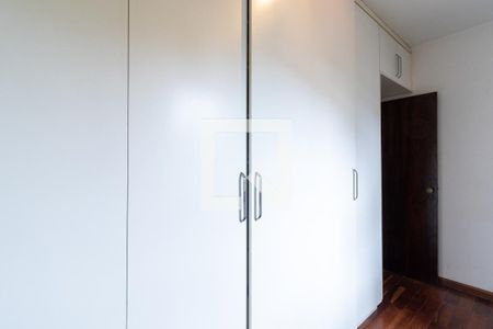 Casa à venda com 700m², 3 quartos e 6 vagasQuarto 2