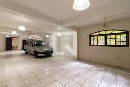 Casa à venda com 700m², 3 quartos e 6 vagasGaragem