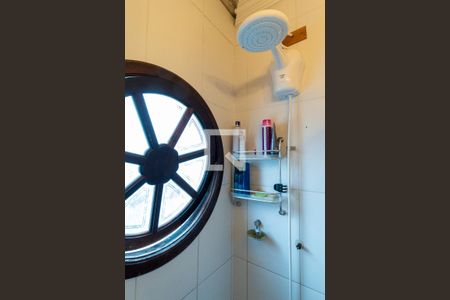 Casa à venda com 700m², 3 quartos e 6 vagasBanheiro 2