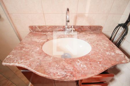 Casa à venda com 150m², 4 quartos e 1 vagabanheiro social