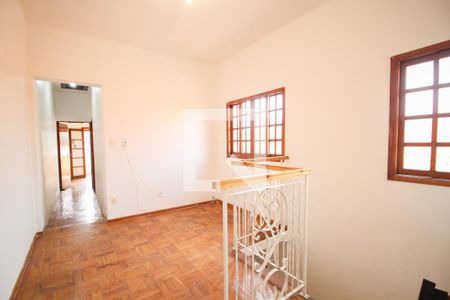 Casa à venda com 150m², 4 quartos e 1 vagahall