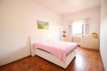 Casa à venda com 150m², 4 quartos e 1 vagaquarto 3 suite