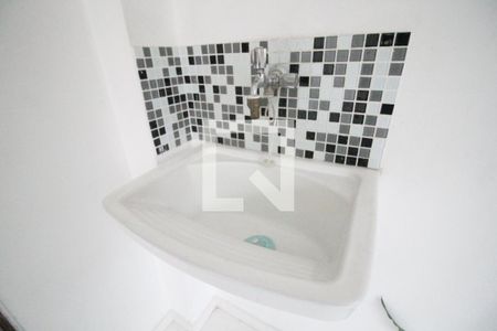 Casa à venda com 150m², 4 quartos e 1 vagaarea de serviço