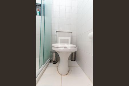 Apartamento à venda com 47m², 2 quartos e 1 vaga Apartamento à venda com 47m², 2 quartos e 1 vagaBanheiro