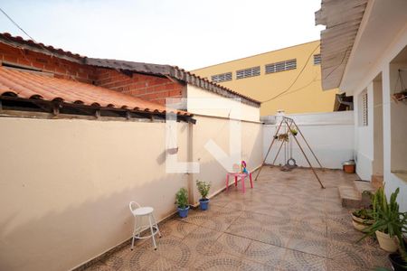 Casa à venda com 320m², 6 quartos e 2 vagas Casa à venda com 320m², 6 quartos e 2 vagasQuintal (Casa 02)
