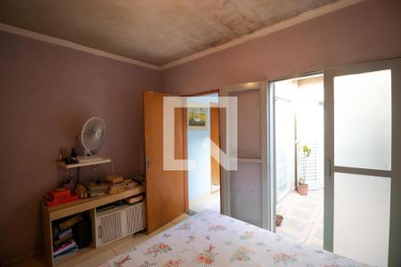 Casa à venda com 320m², 6 quartos e 2 vagas Casa à venda com 320m², 6 quartos e 2 vagasSuíte