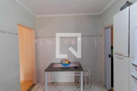 Casa à venda com 320m², 6 quartos e 2 vagas Casa à venda com 320m², 6 quartos e 2 vagasCozinha (Casa 02)