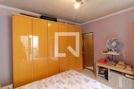 Casa à venda com 320m², 6 quartos e 2 vagas Casa à venda com 320m², 6 quartos e 2 vagasSuíte