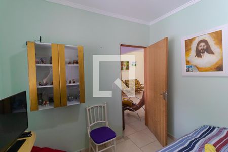 Casa à venda com 320m², 6 quartos e 2 vagas Casa à venda com 320m², 6 quartos e 2 vagasQuarrto 01