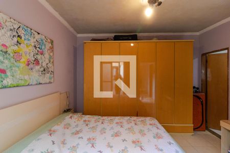 Casa à venda com 320m², 6 quartos e 2 vagas Casa à venda com 320m², 6 quartos e 2 vagasSuíte