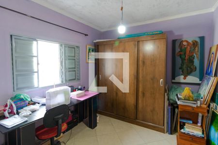 Casa à venda com 320m², 6 quartos e 2 vagas Casa à venda com 320m², 6 quartos e 2 vagasQuarrto 02