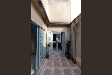 Casa à venda com 320m², 6 quartos e 2 vagas Casa à venda com 320m², 6 quartos e 2 vagasÁrea de luz