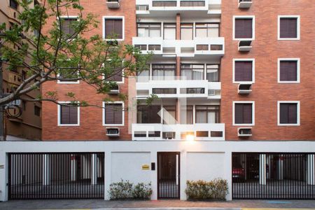 Apartamento para alugar com 190m², 3 quartos e 1 vaga Apartamento para alugar com 190m², 3 quartos e 1 vagaFachada do Prédio