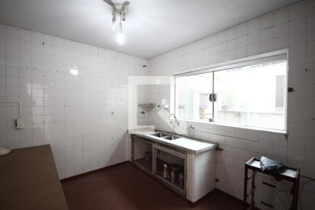 Casa à venda com 200m², 3 quartos e 3 vagasCozinha