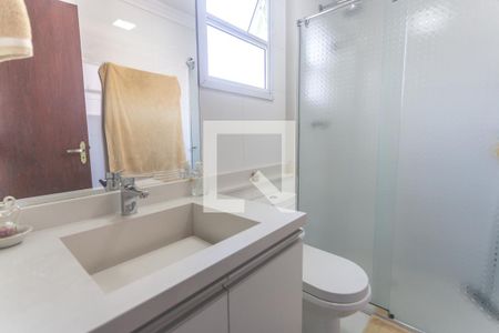 Apartamento à venda com 199m², 3 quartos e 2 vagas Apartamento à venda com 199m², 3 quartos e 2 vagasBanheiro suíte