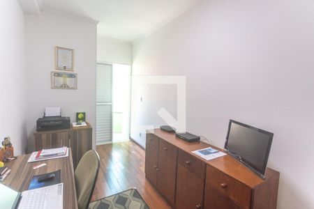Apartamento à venda com 199m², 3 quartos e 2 vagas Apartamento à venda com 199m², 3 quartos e 2 vagasQuarto 2