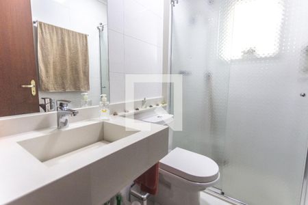 Apartamento à venda com 199m², 3 quartos e 2 vagas Apartamento à venda com 199m², 3 quartos e 2 vagasBanheiro social