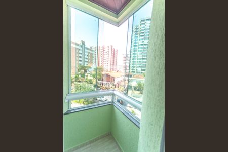 Apartamento à venda com 199m², 3 quartos e 2 vagas Apartamento à venda com 199m², 3 quartos e 2 vagasVaranda suíte