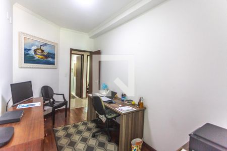 Apartamento à venda com 199m², 3 quartos e 2 vagas Apartamento à venda com 199m², 3 quartos e 2 vagasQuarto 2