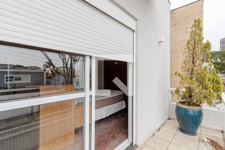 Casa à venda com 650m², 4 quartos e 4 vagas Casa à venda com 650m², 4 quartos e 4 vagasSacada da Suíte 1