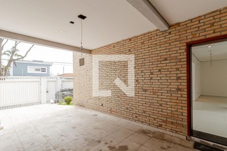 Casa à venda com 650m², 4 quartos e 4 vagas Casa à venda com 650m², 4 quartos e 4 vagasGaragem