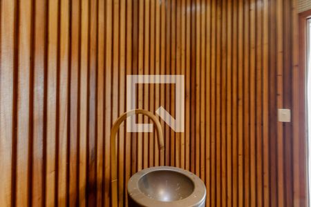 Casa à venda com 650m², 4 quartos e 4 vagas Casa à venda com 650m², 4 quartos e 4 vagasLavabo