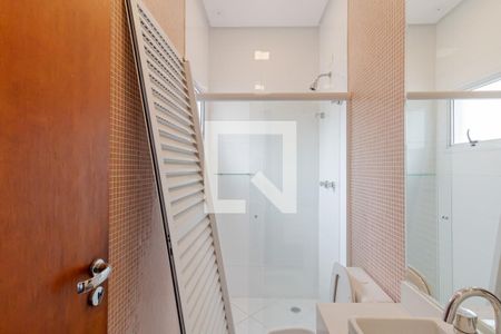 Casa à venda com 650m², 4 quartos e 4 vagas Casa à venda com 650m², 4 quartos e 4 vagasBanheiro da Suíte 4