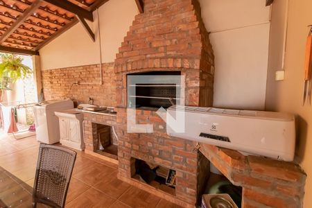 Casa à venda com 70m², 2 quartos e 2 vagasÁrea Externa