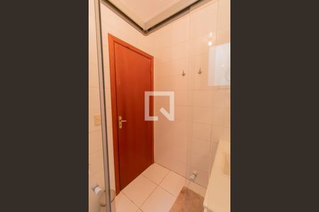 Casa à venda com 70m², 2 quartos e 2 vagasBanheiro 1