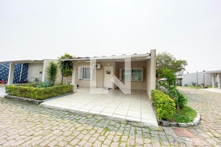 Casa à venda com 156m², 3 quartos e 2 vagasFachada Casa