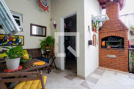 Casa de condomínio à venda com 122m², 3 quartos e 3 vagas Casa de condomínio à venda com 122m², 3 quartos e 3 vagasQuintal e churrasqueira