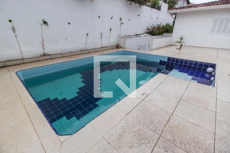 Casa de condomínio à venda com 420m², 7 quartos e 4 vagasPiscina