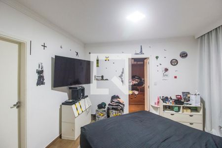 Casa de condomínio à venda com 420m², 7 quartos e 4 vagasSuíte master