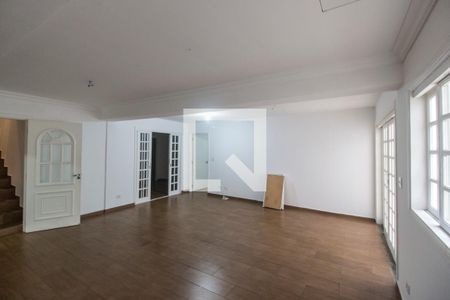 Casa de condomínio à venda com 420m², 7 quartos e 4 vagasSala