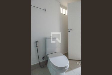 Casa de condomínio à venda com 420m², 7 quartos e 4 vagasBanheiro da Suíte 4