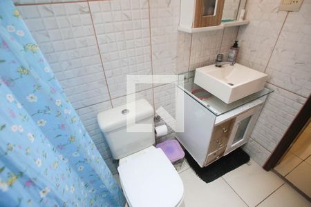 Casa à venda com 140m², 4 quartos e 1 vagaBanheiro 2