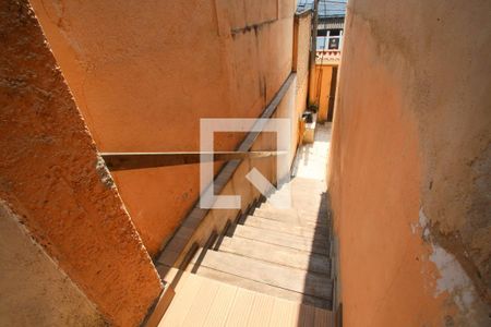 Casa à venda com 140m², 4 quartos e 1 vagaEscada