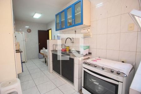 Casa à venda com 140m², 4 quartos e 1 vagaCozinha 2