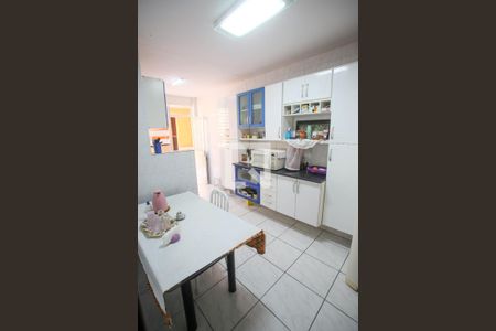 Casa à venda com 140m², 4 quartos e 1 vagaCozinha 2